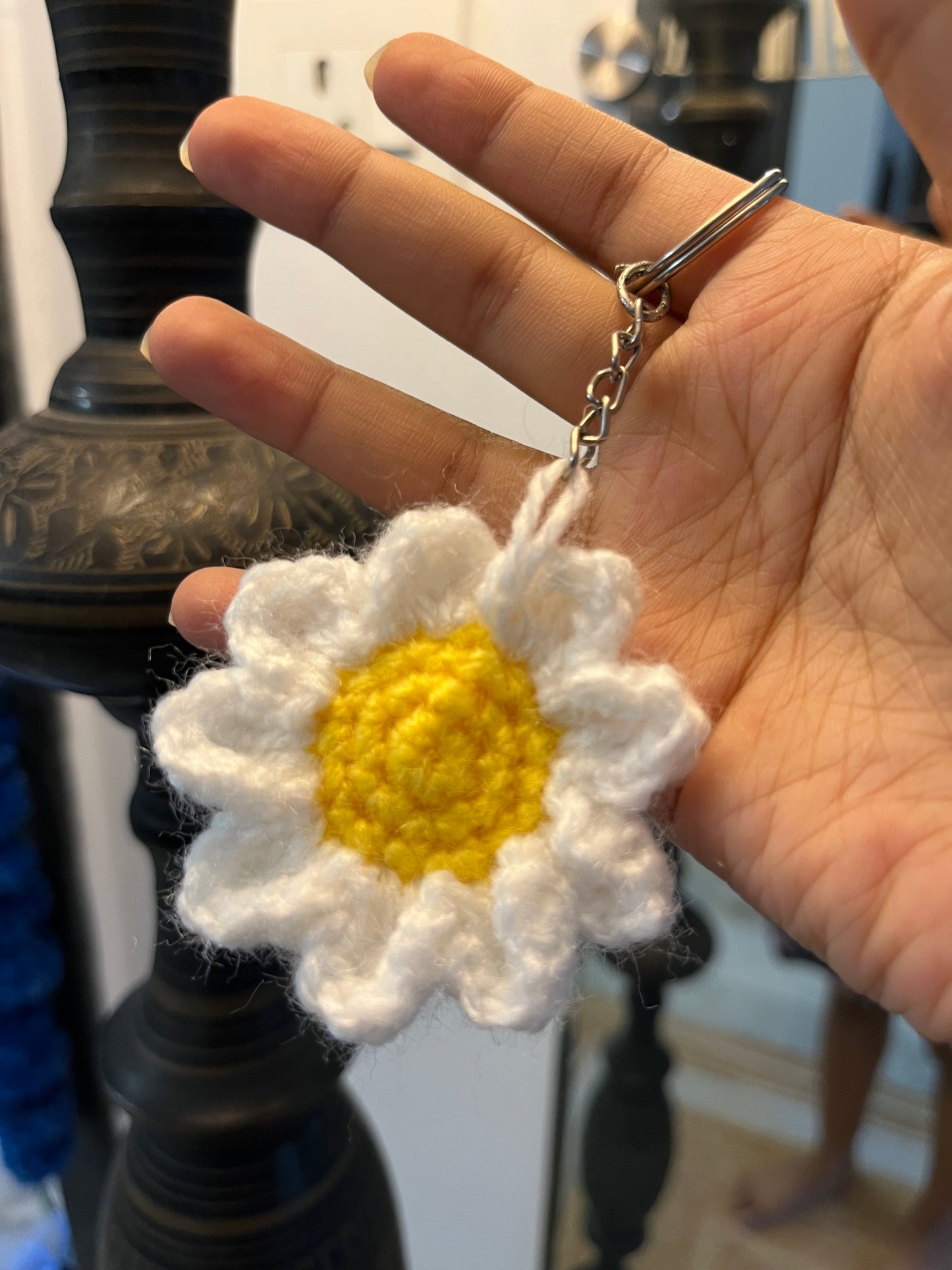 Daisy Keychain