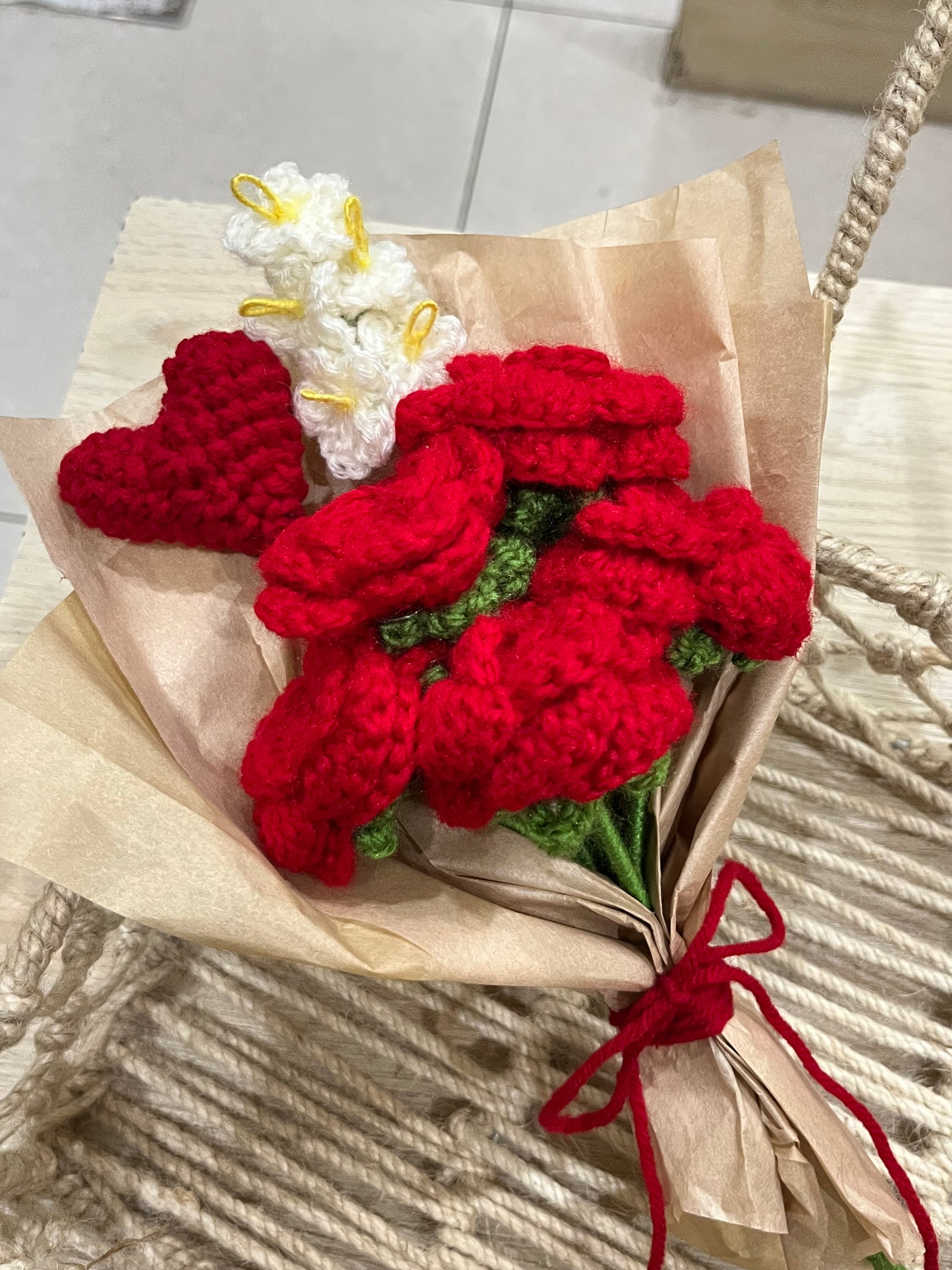 Gulaabo bouquet ✨